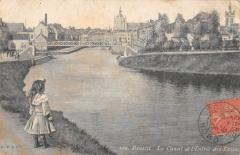Douai - Le Canal Et L'Entree Des Eaux à Douai