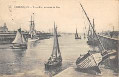 Dunkerque - Avant Port Et Entree Du Port à Dunkerque