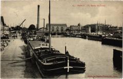 Nancy un Bassin du Canal à Nancy