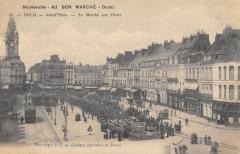 Douai - Grand Place - Le Marche Aux Fleurs - Publicite - Au Bon Marche à Douai