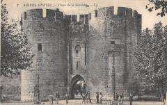 Aigues Mortes - Porte De La Gardette à Aigues-Mortes