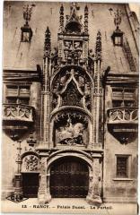 Nancy Palais Ducal le portail à Nancy