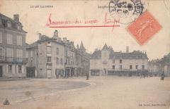 Saint Cere - La Place Du Gravier à Saint-Céré