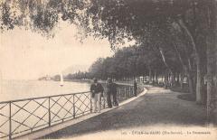 Evian Les Bains - La Promenade à Évian-les-Bains