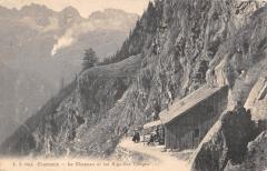 Chamonix - Le Chapeau Et Les Aiguilles Rouges