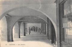 Thones - Les Arcades -
																					74230 Thônes
																			