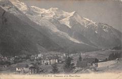 Chamonix  Et Le Mont Blanc