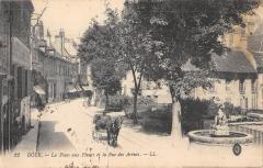 Dole - La Place Aux Fleurs Et La Rue Des Arenes -
																					39100 Dole
																			