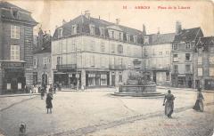 Arbois - Place De La Liberte à Arbois