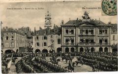 Pont a Mousson Revue du 14 Juillet à Mousson