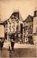 Toul le theatre