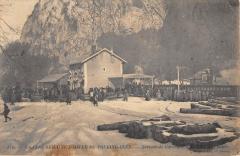 Grande Semaine D'Hiver Du Touring Club - Arrivee De Caravane A La Gare De