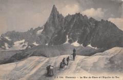 Chamonix - La Mer De Glace Et Aiguille Du Dru