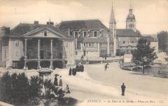 Annecy - Le Pont De La Halte - Place Au Bois à Annecy