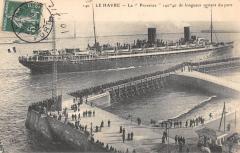 Marine - Paquebot - Le Havre - La Provence Sorant Du Port