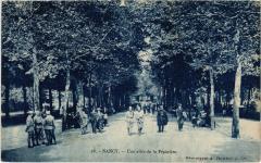 Nancy une allee de la Pepiniere à Nancy