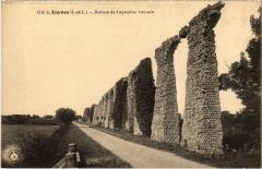 Luynes Ruines de l'Aqueduc à Luynes