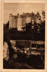 Luynes le chateau à Luynes