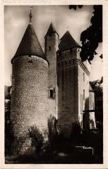 Lemere Donjon du Chateau du Rivau