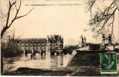 Chenonceaux vue generale du chateau à Chenonceaux