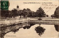 Richelieu le chateau le Pont et le Dome à Richelieu