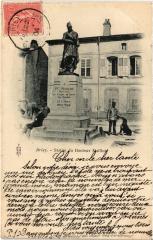 Briey Statue du Docteur Maillot