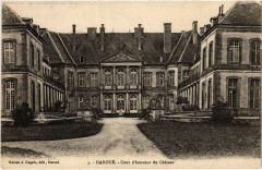 Haroue Cour d'honneur du chateau