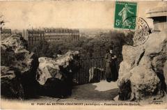 Parc des Buttes-Chaumont - Panorama pris des Rochers à Paris 19e