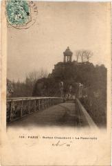 Buttes Chaumont - La Passerelle à Paris 19e