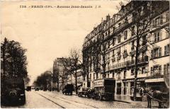 Carte postale ancienne Avenue Jean Jaurès
                                                                     à Paris 19e
                                