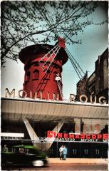 Le Moulin Rouge à Paris 9e