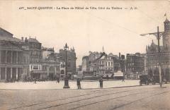 Saint Quentin - La Place De L'Hotel De Ville - Cote Du Theatre à Saint-Quentin