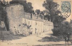 Laon - La Tour Penchee à Laon
