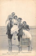 Au Bord De L'Ocean - Groupe De Baigneurs