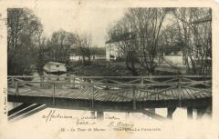 Le Tour de Marne-Creteil. La Passerelle