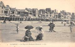 La Baule - La Plage Et Le Boulevard Hennecart