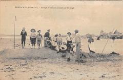 Pornichet - Groupe D'Enfants Jouant Sur La Plage -
																					44380 Pornichet
																			