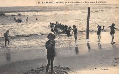 La Baule - Mer Houleuse - Baigneurs A La Corde