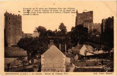 Montbazon le Donjon Ruines du Chateau Fort à Montbazon