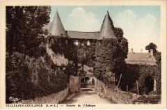 Villeloin Coulange entree de l'Abbaye