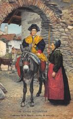 Carte postale ancienne Savoie Pittoresque - Costumes de la Savoie - Vallée de Bessans
                                                                     à Beaufort
                                