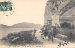 Aix Les Bains - Lac Du Bourget Et Le Colombier à Aix-les-Bains