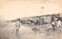 Trouville Sur Mer - Sur La Plage - Enfants à Trouville-sur-Mer
