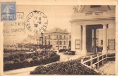 Trouville - Entree Du Casino Et Jardins