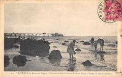 Trouville - Coucher De Soleil Sur Les Roches Noires