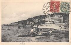Trouville - La Plage - Les Villas Etagees Sur La Colline