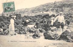 Trouville - A La Peche Dans Les Roches Noires - Enfants