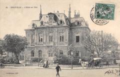 Trouville - L'Hotel De Ville - Caleche - Attelage
