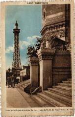 Lyon Artistique Tour Metallique et entrée de la crypte de N.-D. de