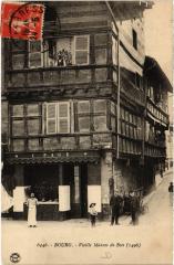 Bourg Vieille Maison de Bois